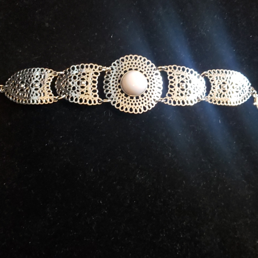 Paparazzi Jewelry: 1year Vintage